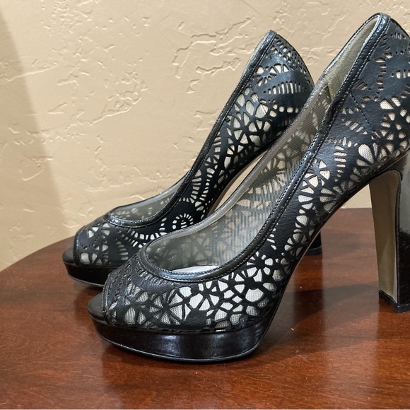 Valentino Garavani Peep Toe Laser Cut Mesh Pumps, Size 38/8, Black - Picture 6 of 13